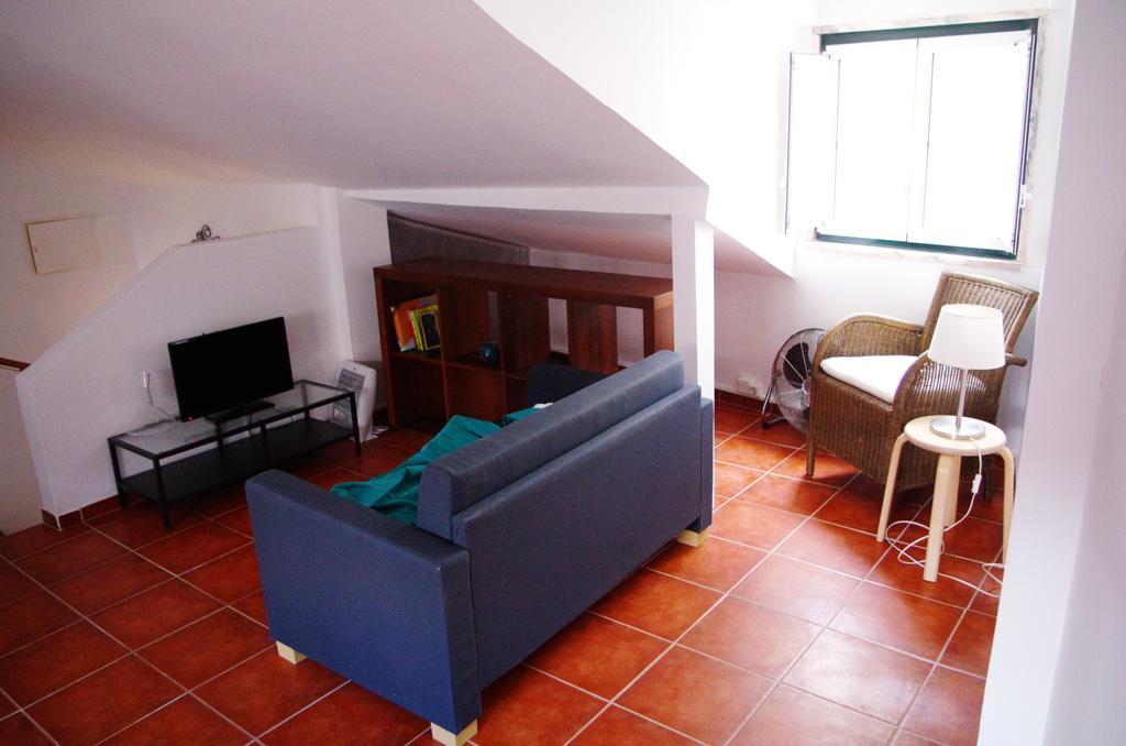 Lisbon Sloped Ceiling Apartment Extérieur photo